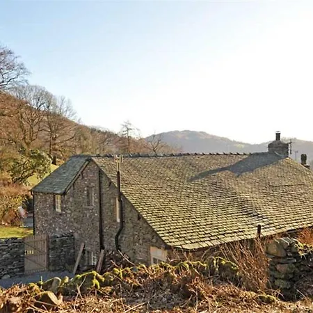 Stone Arthur Dom wakacyjny *